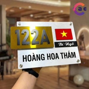 Alternative view of Biển Số Nhà. Mẫu nền Alu vân đá bạc, Vàng gương  BSN002