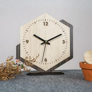 Đồng hồ lục giác để bàn bằng Gỗ mẫu kim vuông trang trí sang trọng đẳng cấp- DH04