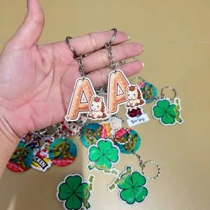 MÓC KHÓA CHỮ CÁI KÈM LINH VẬT CUTE CÁ NHÂN HÓA_MK203 THEO YÊU CẦU- CHẤT LIỆU MICA BỀN ĐẸP - MIỄN PHÍ THIẾT KẾ - SHIP TOÀN QUỐC| ACE DECOR