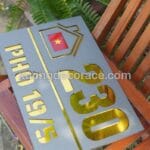 Biển Số Nhà Cao Cấp Nền Alu Xám Chữ Gương – Công Nghệ Khắc Âm Tạo Điểm Nhấn Sang Trọng - Hổ Trợ Lên Mẫu Theo Yêu Cầu Ship Toàn Quốc Tại Bến Tre