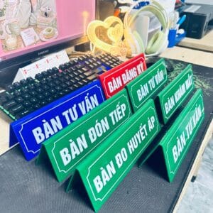 Alternative view of Biển Chức Danh Chữ A Mica In Uv Cao Cấp | Giá Tận Xưởng, Thiết Kế Theo Yêu Cầu