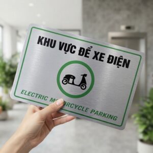 Biển Báo Khu Vực Để Xe Điện Alu Bạc Xước In Uv Chống Xước Bền Bỉ, Giá Tốt
